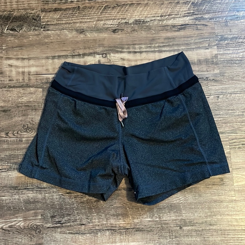 Lululemon stretchy athletic shorts